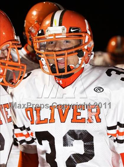 Thumbnail 2 in Oliver vs. Brockway (PIAA Class AA  1st Round) photogallery.