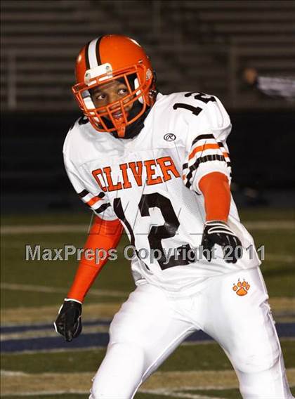 Thumbnail 3 in Oliver vs. Brockway (PIAA Class AA  1st Round) photogallery.