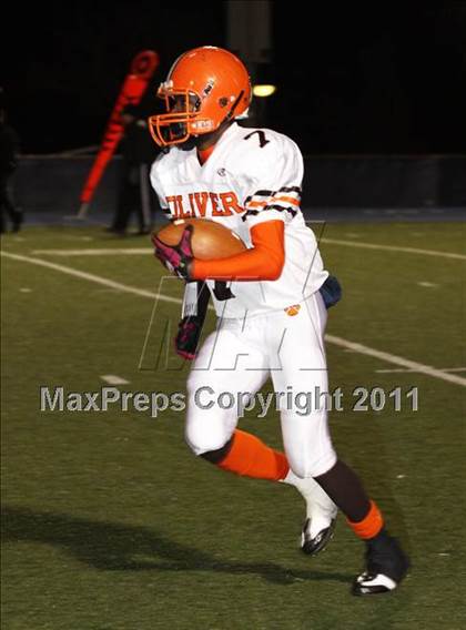 Thumbnail 2 in Oliver vs. Brockway (PIAA Class AA  1st Round) photogallery.