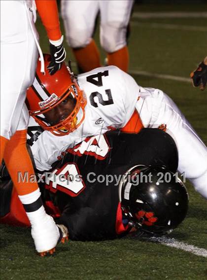 Thumbnail 2 in Oliver vs. Brockway (PIAA Class AA  1st Round) photogallery.