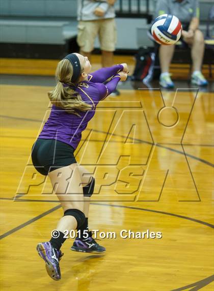 Thumbnail 3 in Farmersville vs Princeton (Farmersville Tournament) photogallery.
