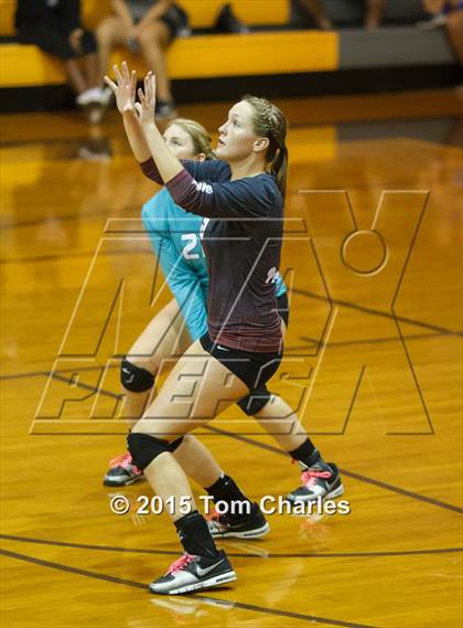 Thumbnail 2 in Farmersville vs Princeton (Farmersville Tournament) photogallery.
