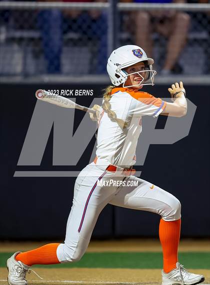 Thumbnail 3 in Grand Oaks vs The Woodlands photogallery.