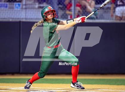 Thumbnail 3 in Grand Oaks vs The Woodlands photogallery.