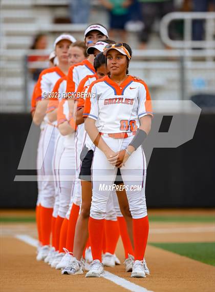 Thumbnail 2 in Grand Oaks vs The Woodlands photogallery.