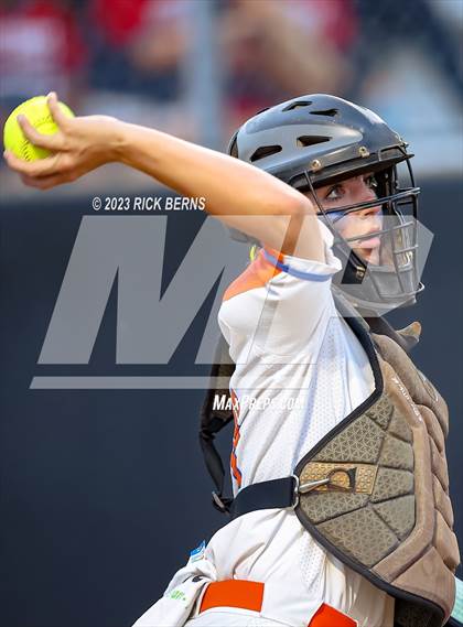 Thumbnail 2 in Grand Oaks vs The Woodlands photogallery.