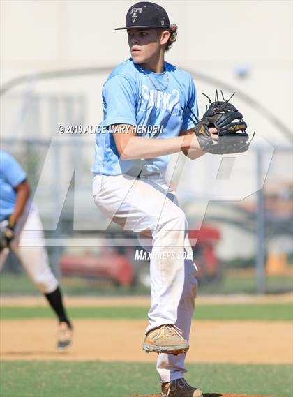 Thumbnail 1 in Weeki Wachee vs Nature Coast Tech (Bay Area Baseball Fall Ball Classic) photogallery.