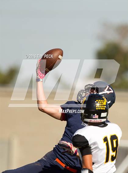 Thumbnail 1 in Capistrano Valley @ Cypress photogallery.