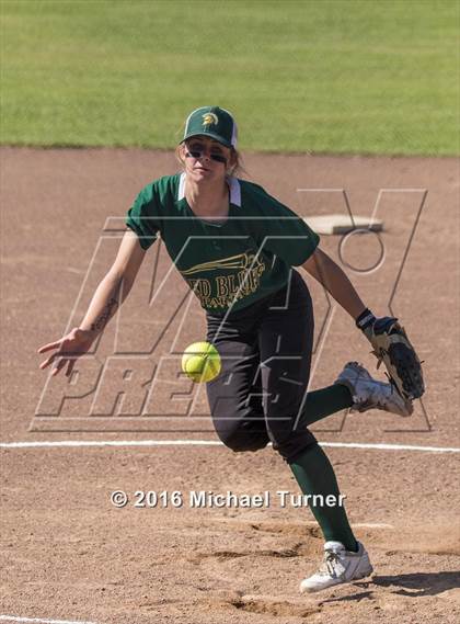 Thumbnail 3 in Shasta @ Red Bluff photogallery.