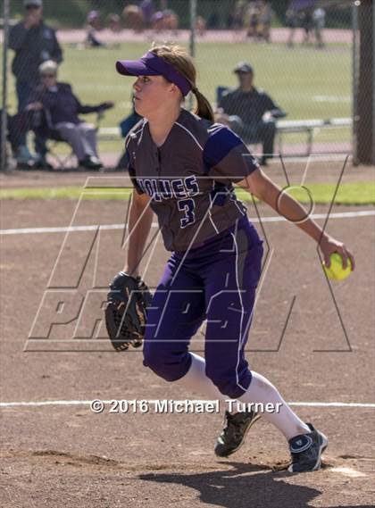 Thumbnail 1 in Shasta @ Red Bluff photogallery.