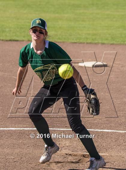 Thumbnail 2 in Shasta @ Red Bluff photogallery.