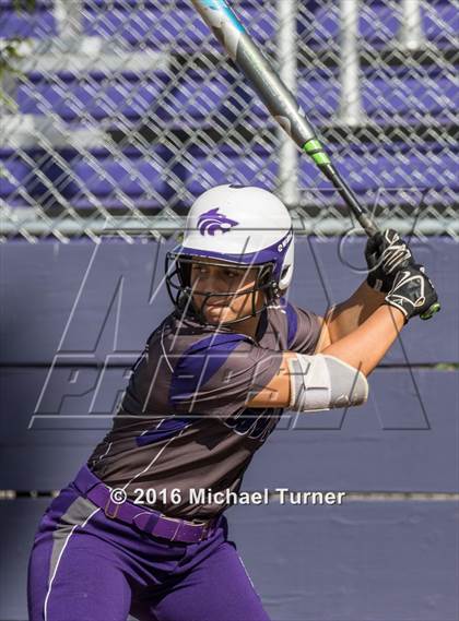 Thumbnail 1 in Shasta @ Red Bluff photogallery.