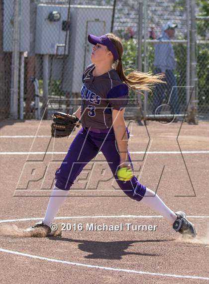 Thumbnail 3 in Shasta @ Red Bluff photogallery.
