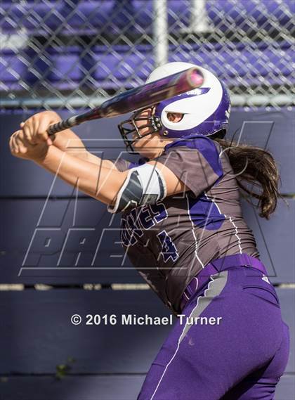 Thumbnail 3 in Shasta @ Red Bluff photogallery.