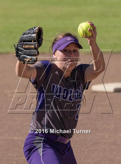 Thumbnail 3 in Shasta @ Red Bluff photogallery.