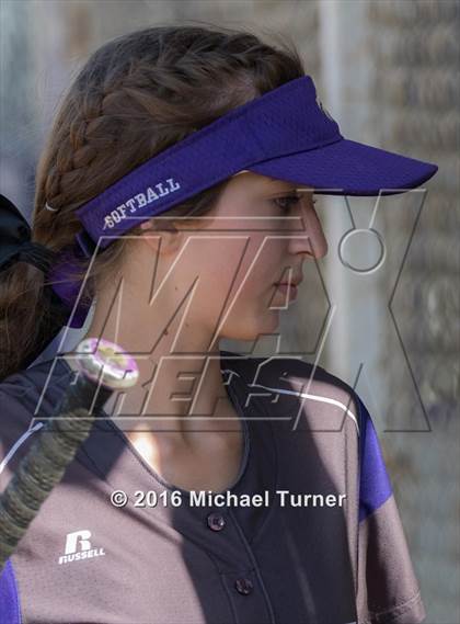 Thumbnail 3 in Shasta @ Red Bluff photogallery.