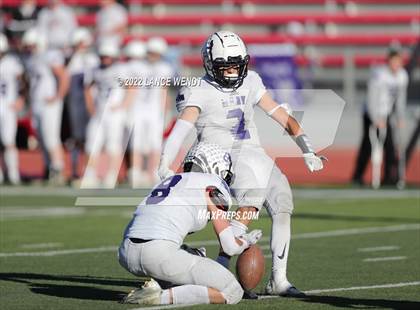 Thumbnail 2 in Limon vs. Wray (CHSAA 1A Final) photogallery.