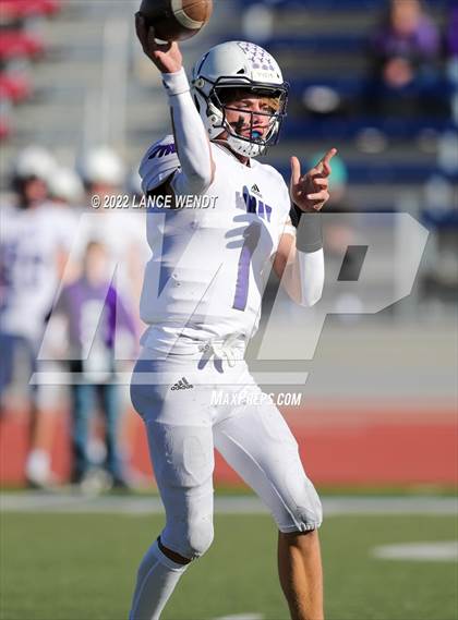 Thumbnail 3 in Limon vs. Wray (CHSAA 1A Final) photogallery.