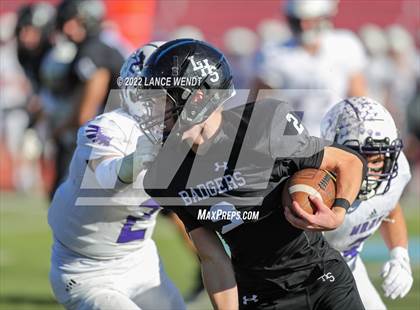 Thumbnail 2 in Limon vs. Wray (CHSAA 1A Final) photogallery.