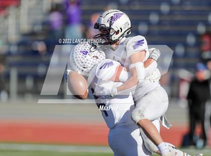 Thumbnail 2 in Limon vs. Wray (CHSAA 1A Final) photogallery.