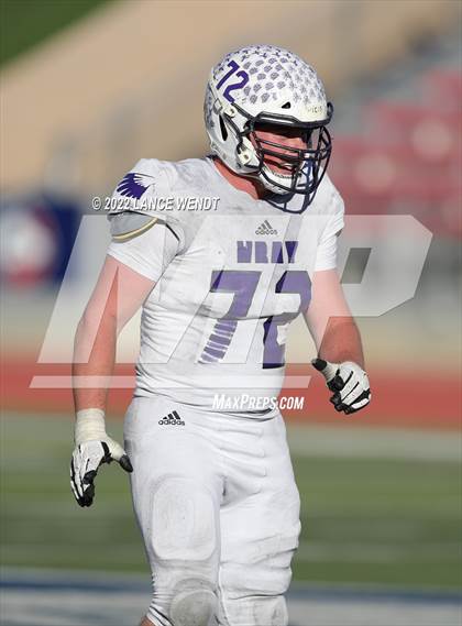 Thumbnail 2 in Limon vs. Wray (CHSAA 1A Final) photogallery.