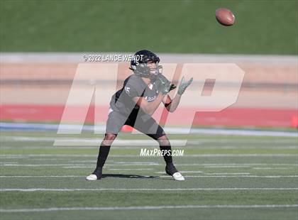 Thumbnail 3 in Limon vs. Wray (CHSAA 1A Final) photogallery.