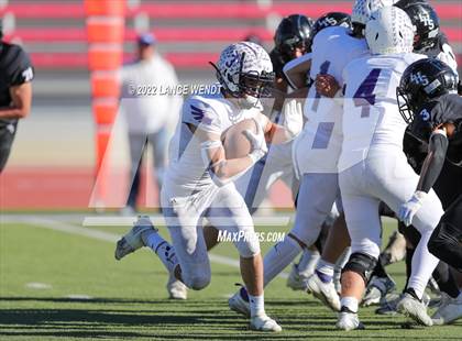 Thumbnail 3 in Limon vs. Wray (CHSAA 1A Final) photogallery.