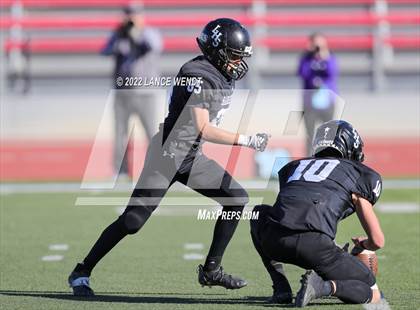Thumbnail 2 in Limon vs. Wray (CHSAA 1A Final) photogallery.