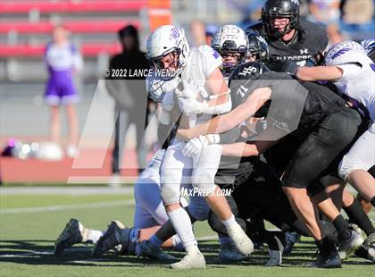 Thumbnail 3 in Limon vs. Wray (CHSAA 1A Final) photogallery.