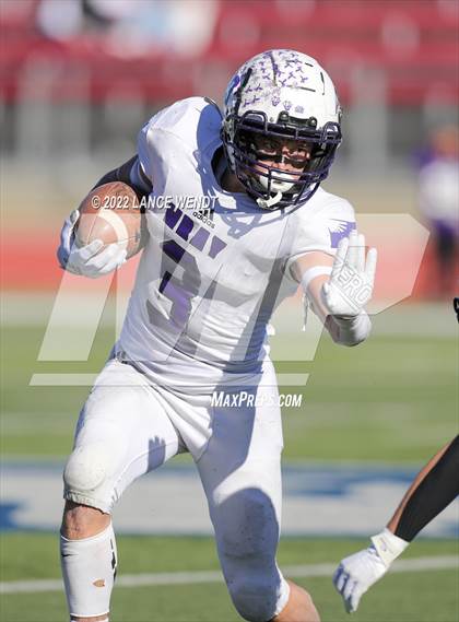 Thumbnail 2 in Limon vs. Wray (CHSAA 1A Final) photogallery.
