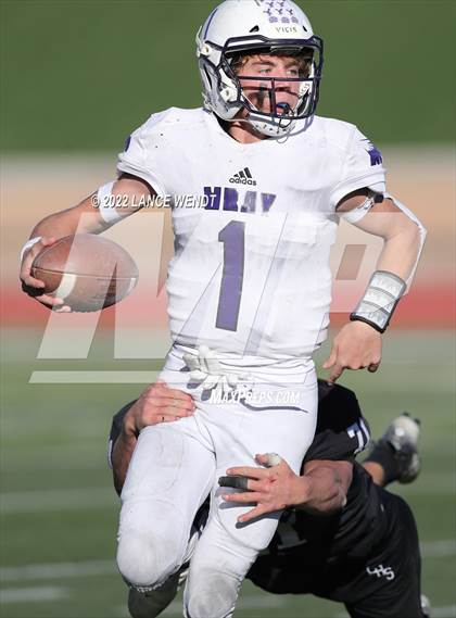 Thumbnail 1 in Limon vs. Wray (CHSAA 1A Final) photogallery.