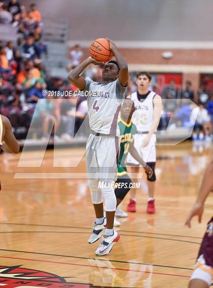 Thumbnail 1 in SAAABC Class 5A Boys High School All Star Game photogallery.