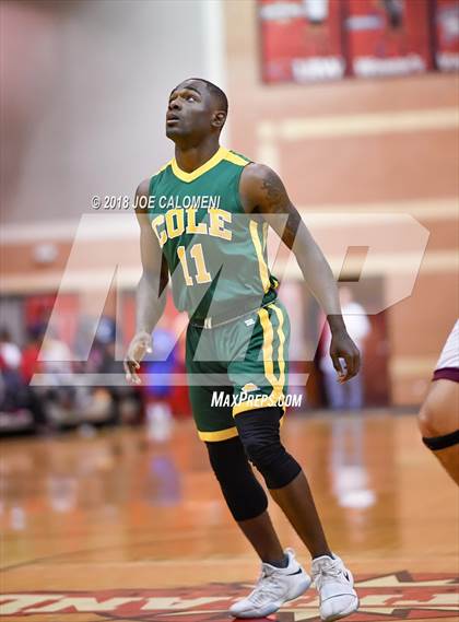 Thumbnail 3 in SAAABC Class 5A Boys High School All Star Game photogallery.