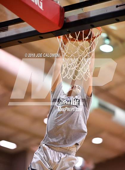 Thumbnail 1 in SAAABC Class 5A Boys High School All Star Game photogallery.