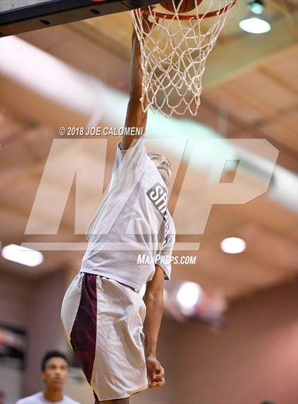 Thumbnail 2 in SAAABC Class 5A Boys High School All Star Game photogallery.