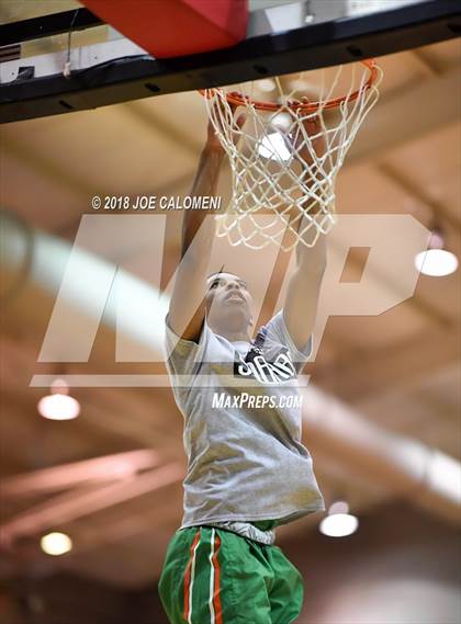 Thumbnail 2 in SAAABC Class 5A Boys High School All Star Game photogallery.