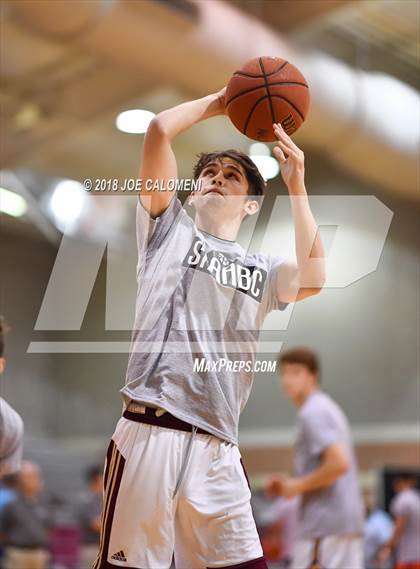 Thumbnail 3 in SAAABC Class 5A Boys High School All Star Game photogallery.