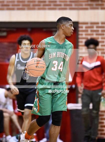 Thumbnail 1 in SAAABC Class 5A Boys High School All Star Game photogallery.