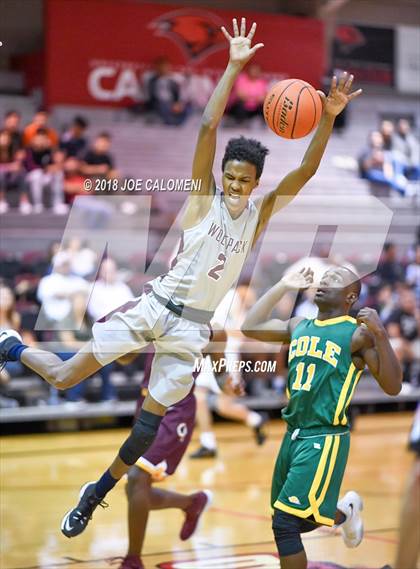 Thumbnail 1 in SAAABC Class 5A Boys High School All Star Game photogallery.
