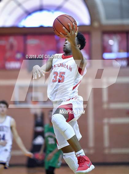 Thumbnail 3 in SAAABC Class 5A Boys High School All Star Game photogallery.