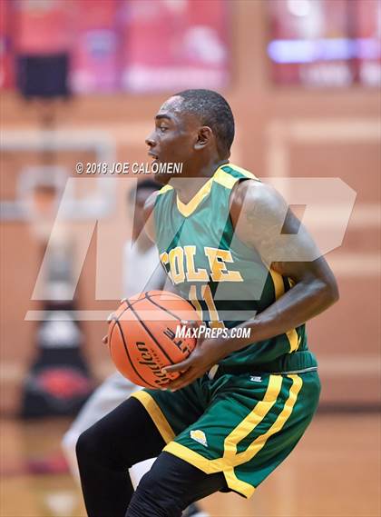 Thumbnail 2 in SAAABC Class 5A Boys High School All Star Game photogallery.