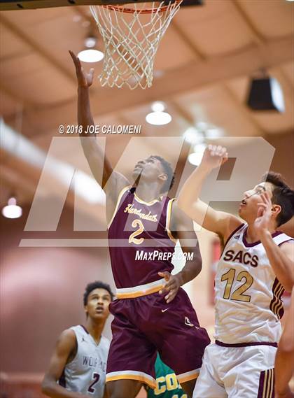 Thumbnail 3 in SAAABC Class 5A Boys High School All Star Game photogallery.
