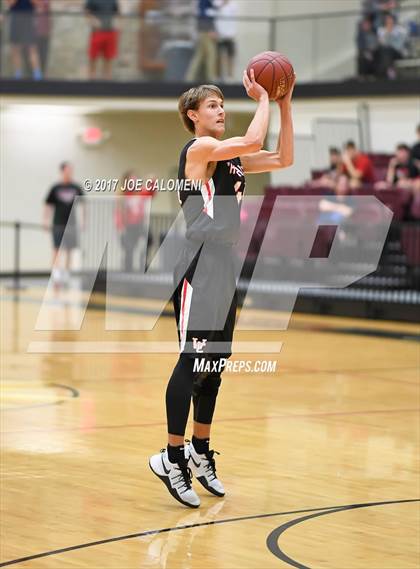 Thumbnail 1 in Reagan [Ronald] vs Churchill photogallery.