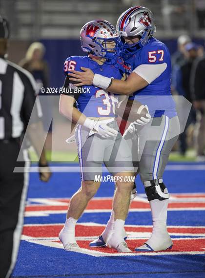 Thumbnail 1 in Westlake vs. Vista Ridge (UIL 6A Bi-District Football Playoff) photogallery.