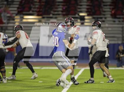 Thumbnail 1 in Westlake vs. Vista Ridge (UIL 6A Bi-District Football Playoff) photogallery.