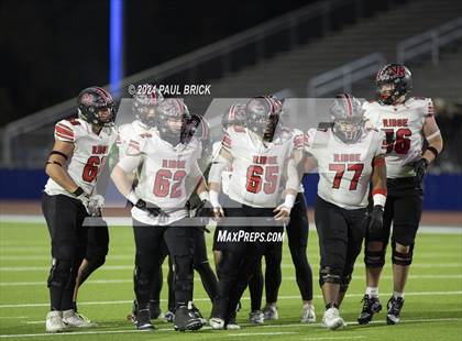 Thumbnail 2 in Westlake vs. Vista Ridge (UIL 6A Bi-District Football Playoff) photogallery.