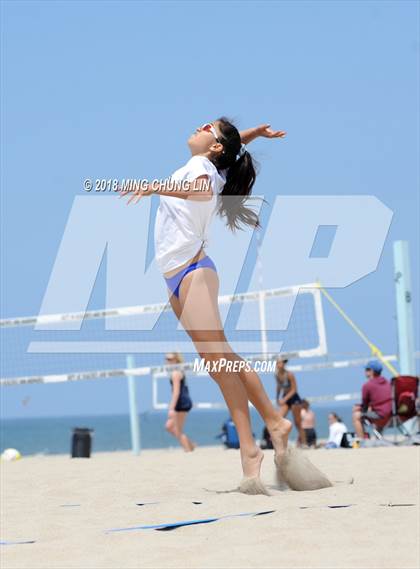 Thumbnail 3 in Palisades vs. South (IBVL Competition) photogallery.
