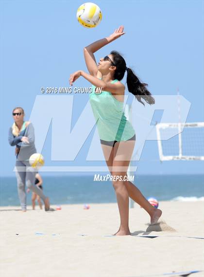 Thumbnail 2 in Palisades vs. South (IBVL Competition) photogallery.