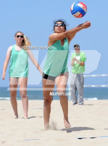 Thumbnail 2 in Palisades vs. South (IBVL Competition) photogallery.