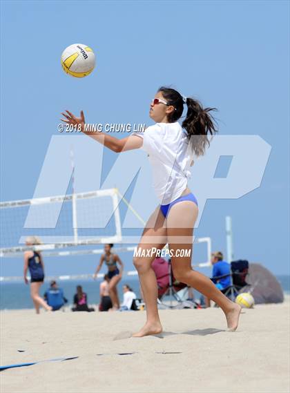Thumbnail 2 in Palisades vs. South (IBVL Competition) photogallery.